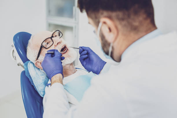 Best Weekend Emergency Dentist in Old Mystic, CT